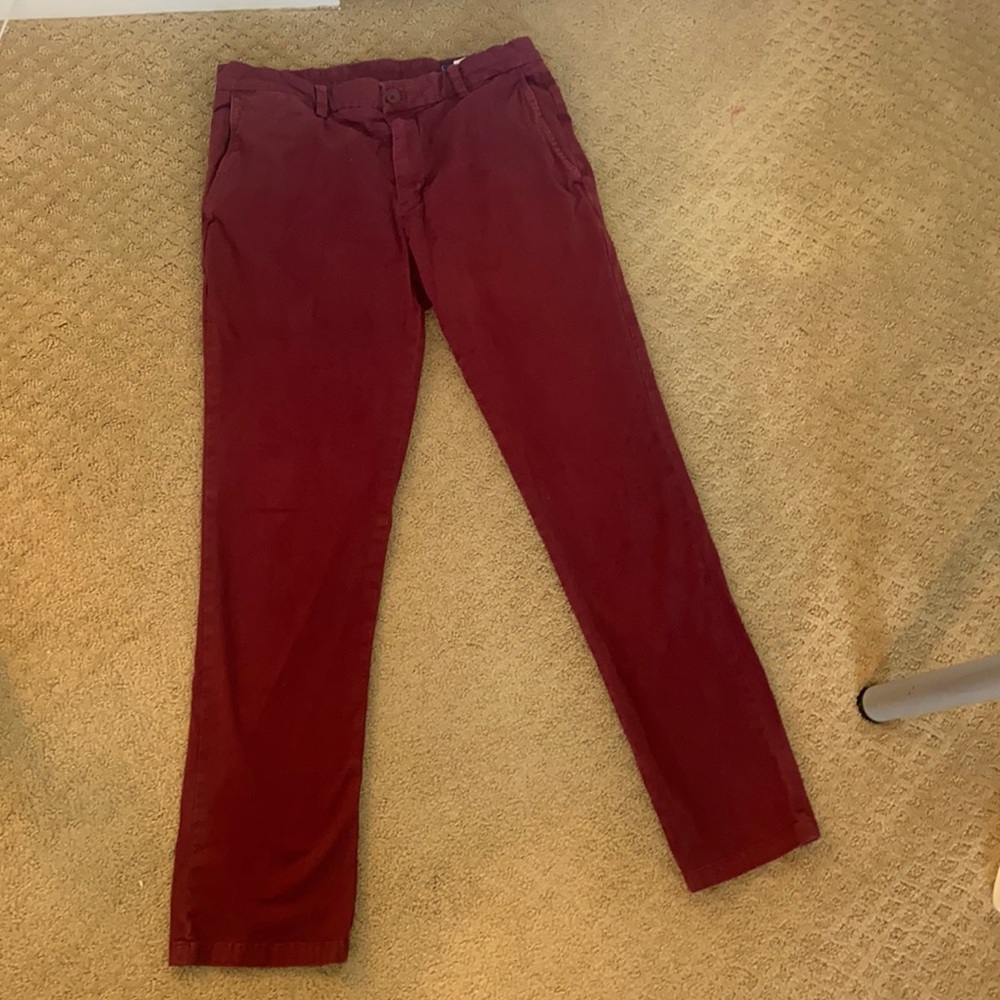 Vineyard vines maroon dress pants